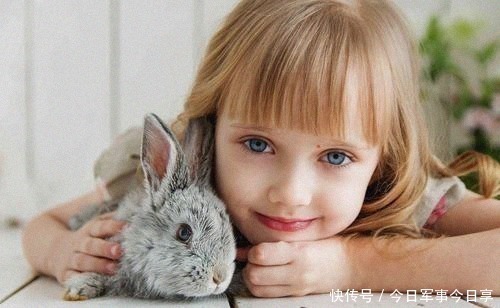 溜须拍马|这3种孩子大多是“假聪明”,长大后多半没出息,家长还沾沾自喜