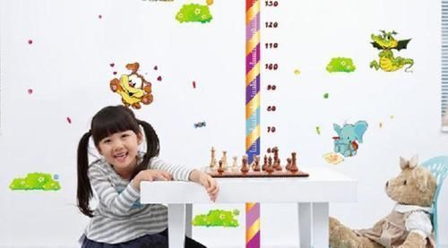 7岁男孩矮同龄人一截,经筛查发现是因为上培训班引起,妈妈发愁