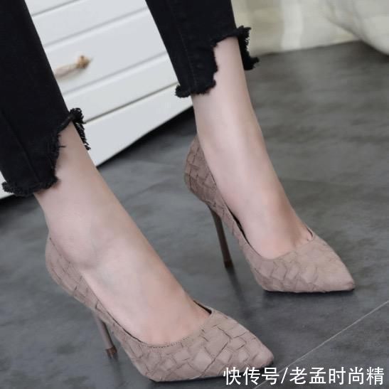 性感|穿上这几款高跟鞋,展现女人的气质美