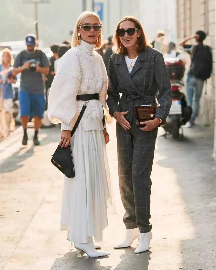 百褶裙|大毛衣+裙子, 才是2020秋冬最时髦的打开方式!