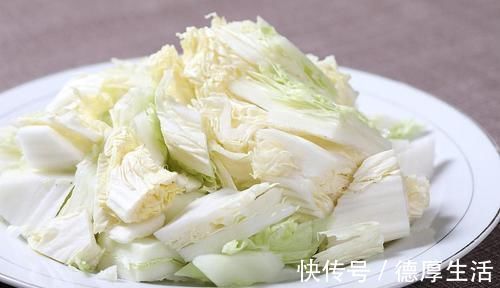 西瓜|尿酸高了先别慌,多吃3物或可控制,痛风不敢轻易上门