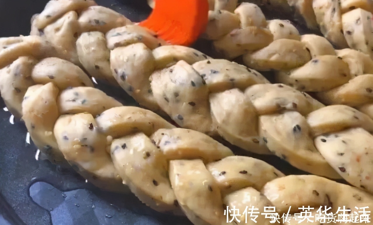 软麻花|面食又出新做法，比花卷好吃，10分钟出锅30天不会坏