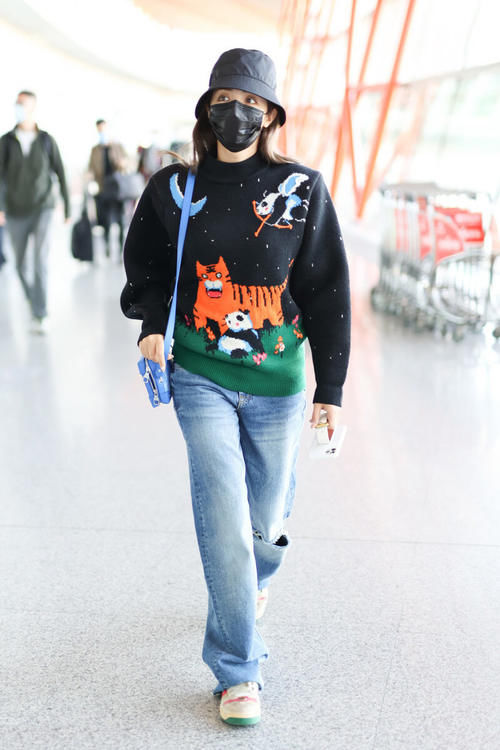 好看的毛衣样式有哪些？糖果色毛衣开衫要有名字，俏皮甜美很时尚