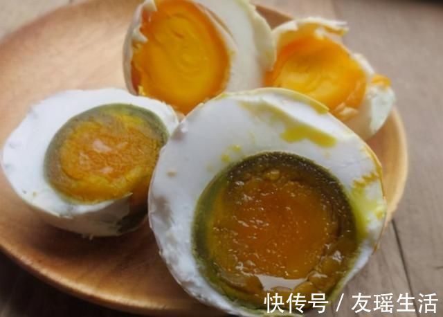 30年腌咸鸭蛋的老方子,7天就起沙,个个都流油,想失败都难