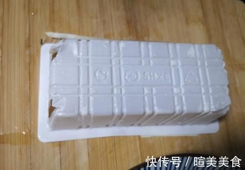 心灵鸡汤|早餐要快捷又要营养丰富:内酯豆腐蒸鸡蛋这样做,十分钟搞定