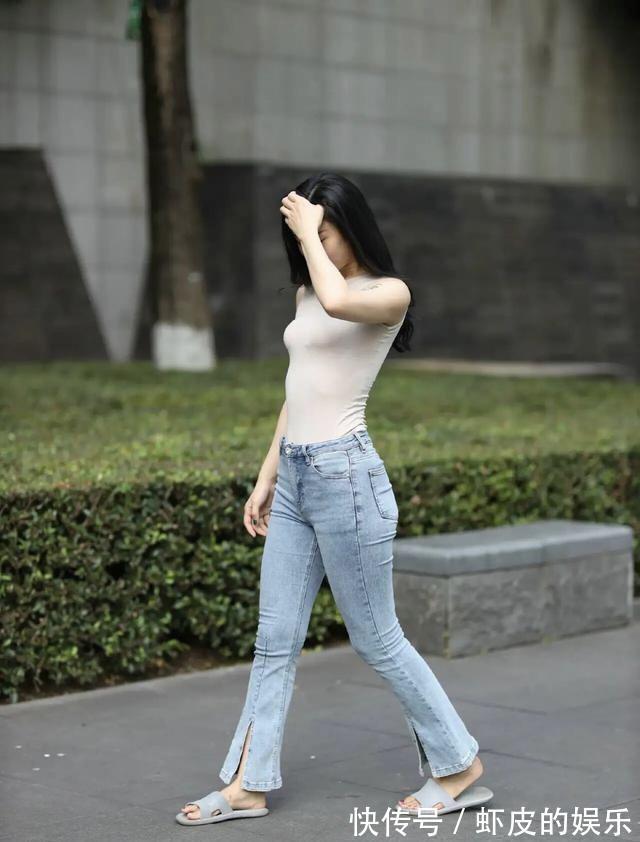 小白 穿“喇叭裤”搭什么鞋子？“以身作则”运用得当，才会避雷不翻车