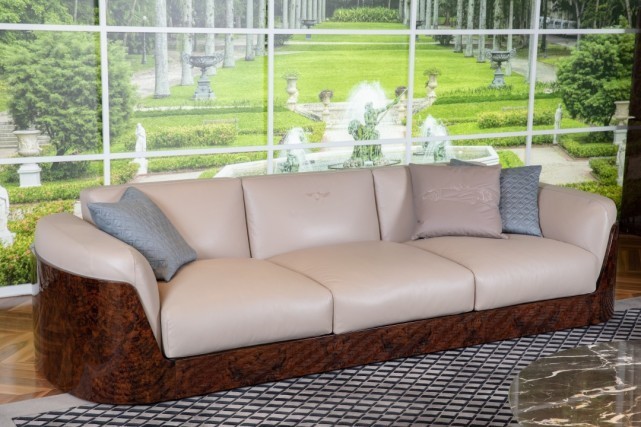 butterfly|什么样的客厅低调又高级？看完宾利的七个客厅，你的标准将被刷新