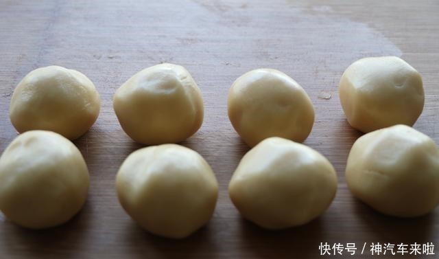 烧饼|自从学会面粉新做法,每周必做1次,比包子馒头好吃,家人爱吃