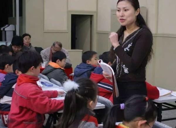 夏天来了!小学生满分作文《孤独》,仅仅三行字,遐想无边,一起来看看