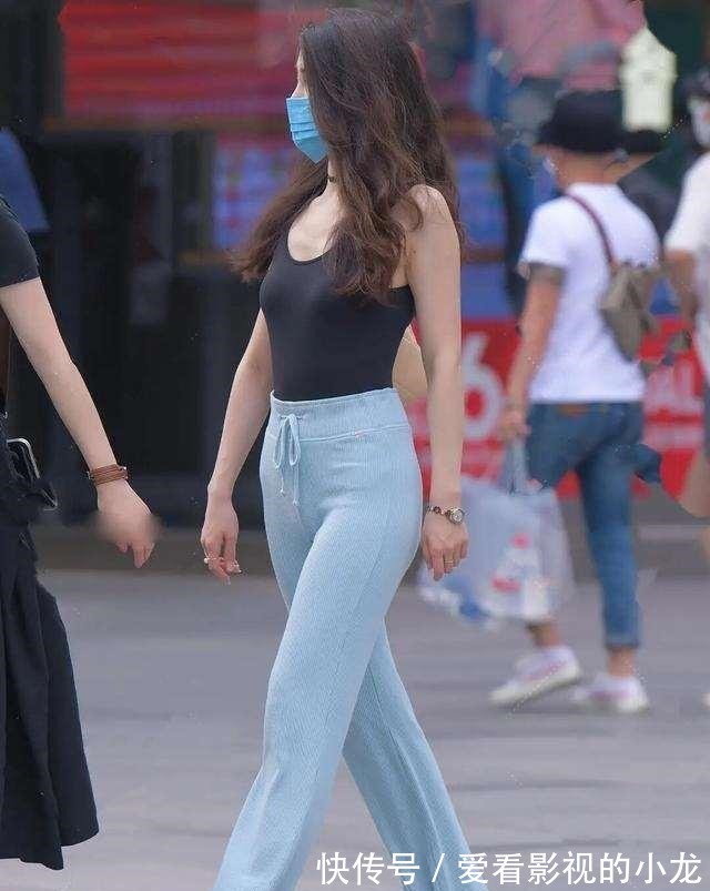 穿搭 知性优雅的打底裤穿搭诠释出简约的魅力,体现完美状态,酷酷装扮!