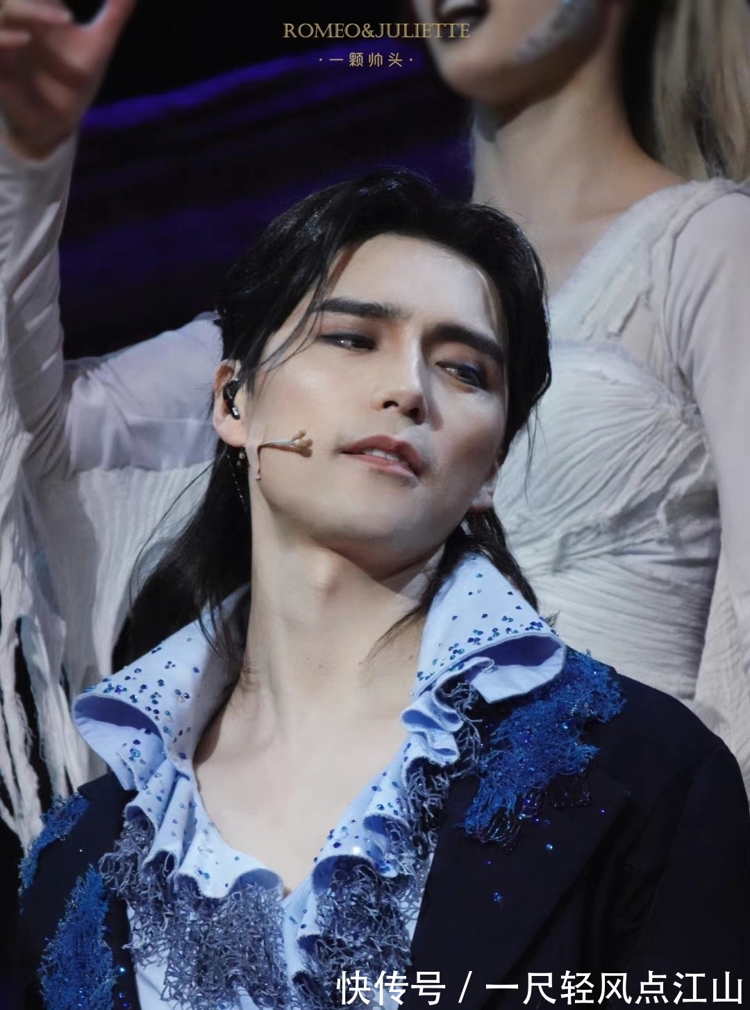 古典$他就像一幅古典的油画一样,真好看!