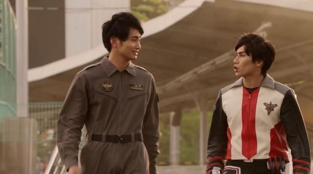 欧布奥特曼|观感全面提升!泽塔奥特曼做客《特利迦奥特曼》,画风焕然一新