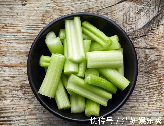 胃黏膜|醫生告誡：有胃病的人，要少吃5種食物，吃得越多，胃病越嚴重