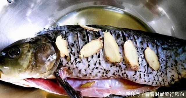 它是鱼腥的死对头,做鱼时往里倒一杯“它”,鱼鲜肉嫩,腥味全无