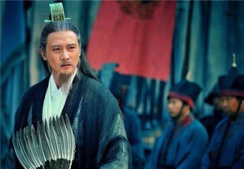 才能|诸葛亮称卧龙,庞统称凤雏,姜维称幼麒,司马懿的很低调却最吓人