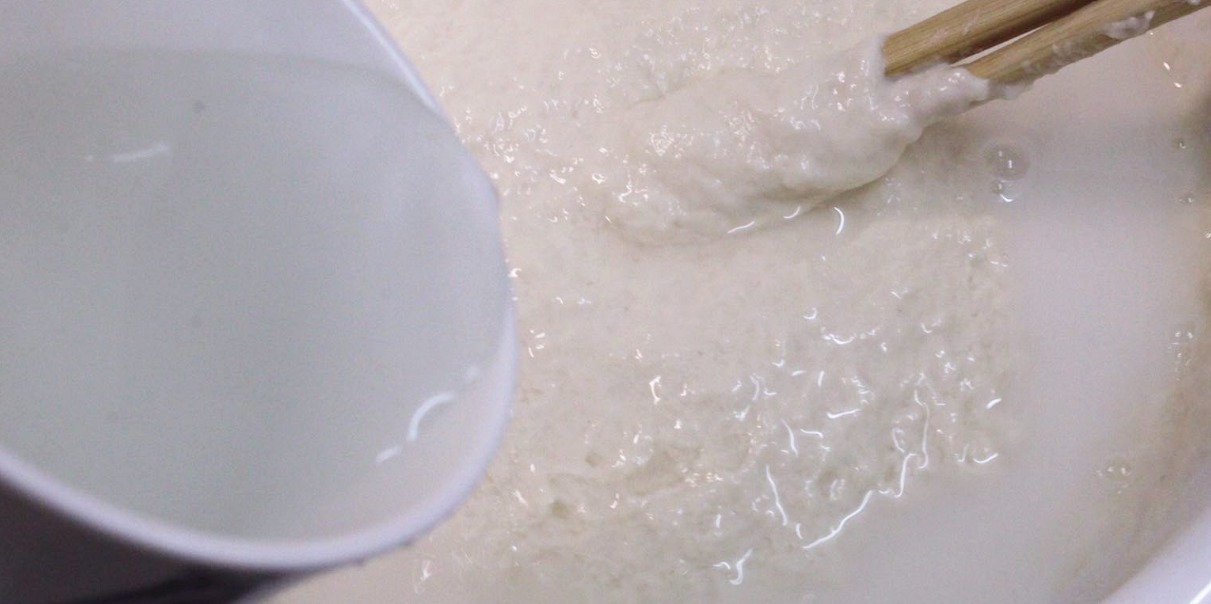 做软饼,有人加热水,有人醒面,都不对!大厨一语道破,香软好吃