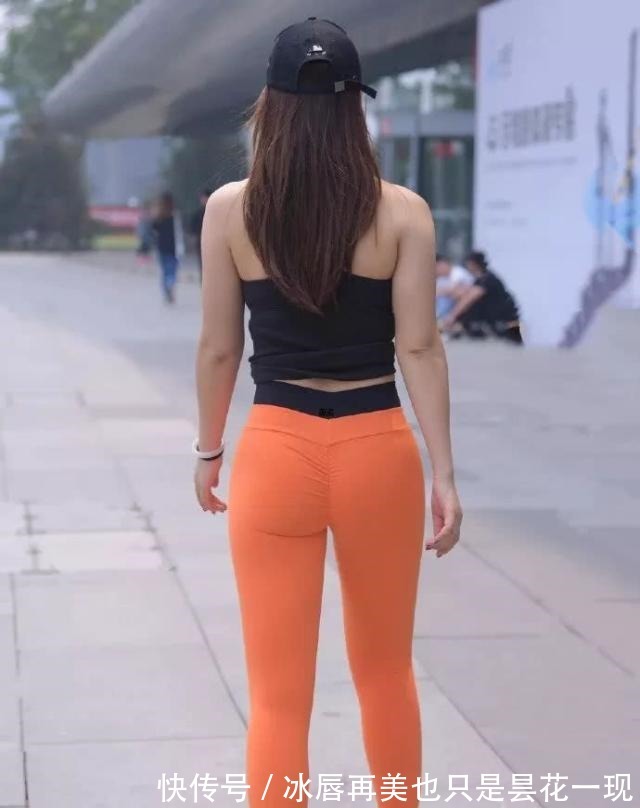 打底裤 逛街的打底裤美女,紧绷无痕显曲线!