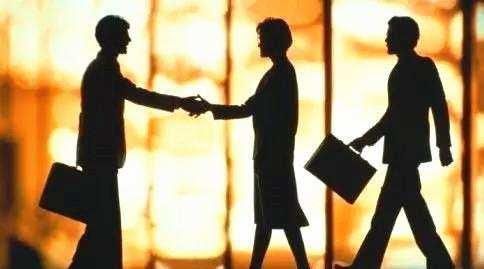 千古绝对&千古绝对!上联:“见人宜说三分话”, 下联听了很伤感