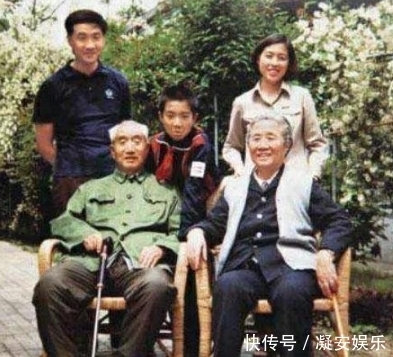 盲人|开国元帅派车去接70岁的盲人妹妹，到家后却要求她“照章交费”