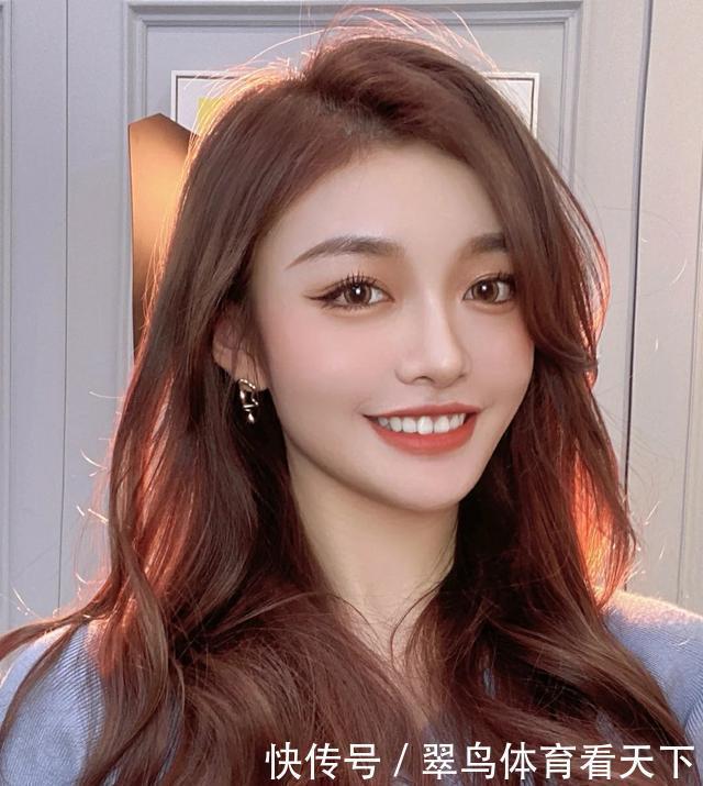 质感|2021别错过的发色,茶棕色质感又高级,粉棕色漂亮却往往难驾驭!