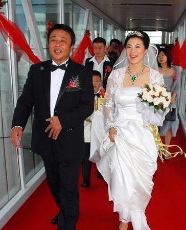 郭斌|王楠夫妇领证16年!青涩结婚照曝光:最浪漫的事就是和你慢慢变老