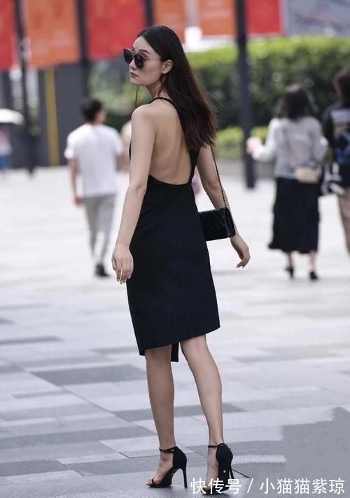 正装裤 胯宽的瑜伽裤美女,打破单调和刻板,展现气质!