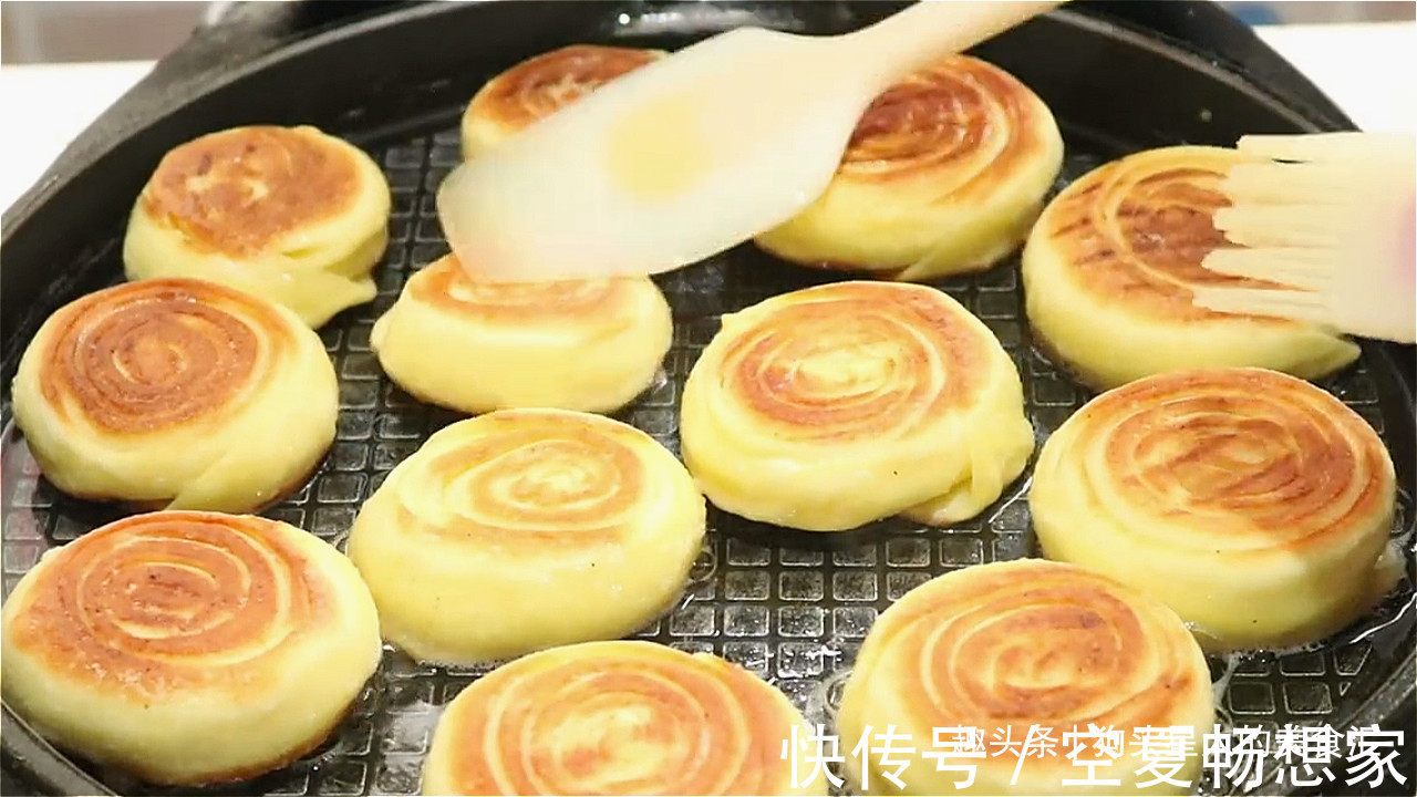 鸡蛋|面粉加鸡蛋的美味做法，外皮酥脆，层次丰富，看着都流口水