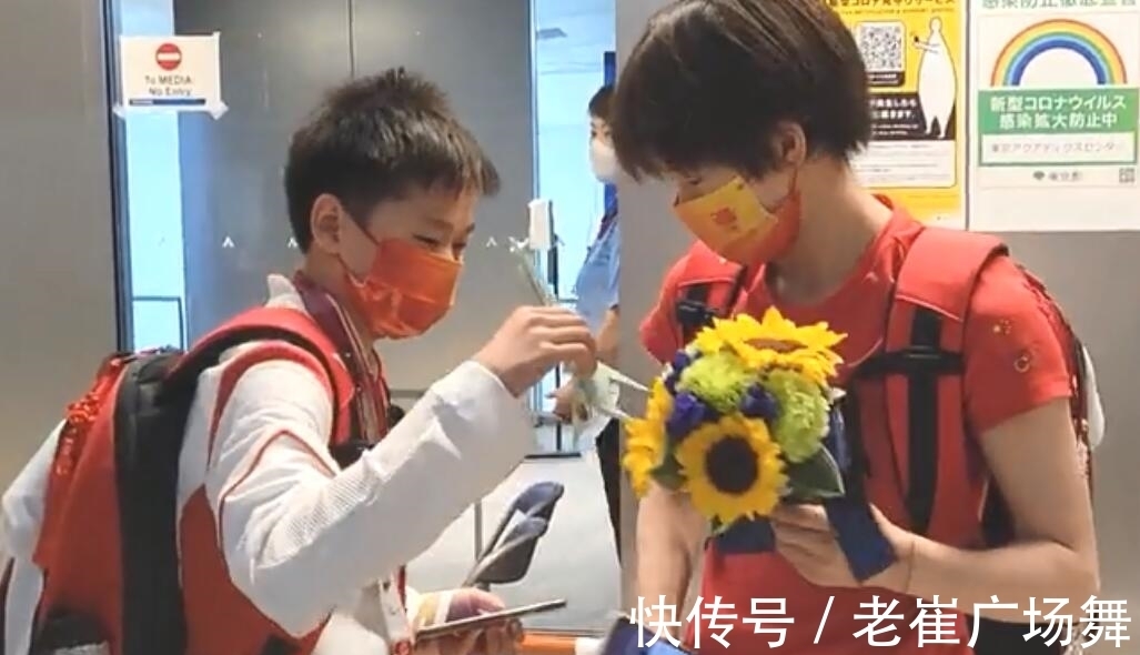 奧運會|全紅嬋幸運玩偶曝光！廚師哥哥送給她，媽媽鼓勵：好好訓練多看書