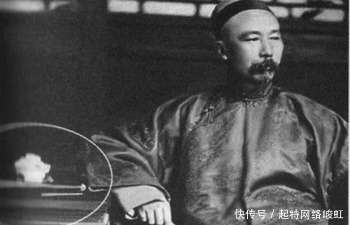 立马|李鸿章半夜与佣人私会,看见窗户上四个大字,立马跑回自己房间