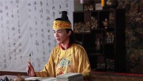 李适|他做了26年太子,中风瘫痪在床,得知父亲离世,他立马站起来继位