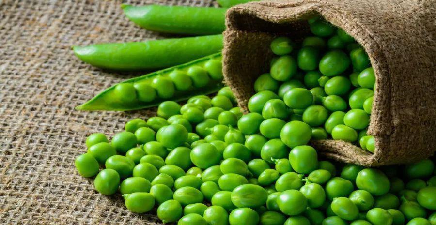 宝宝|25岁宝妈一天下奶800ml,医生:学会四多二少,奶水充足不用愁