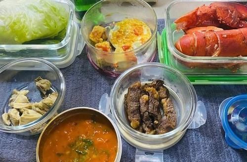 生菜|关晓彤晒剧组伙食,点赞量高达15万,网友:减脂期间也要好好吃饭