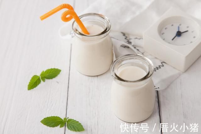 乳清蛋白|四种“牛奶”早已上黑榜,但还是有不少父母,前赴后继地交智商税