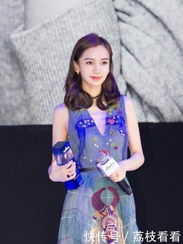 Angelababy把世界名画穿在身上,大气清新美到犯规