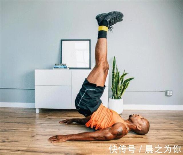 selter|健身网红Jen Selter，肌肉紧致，马甲线可迷人了，3个动作练同款