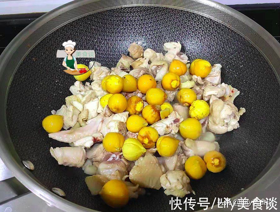 入秋后，吃猪肉不如多吃它，加土豆焖一锅太香了，秋补吃它特养人