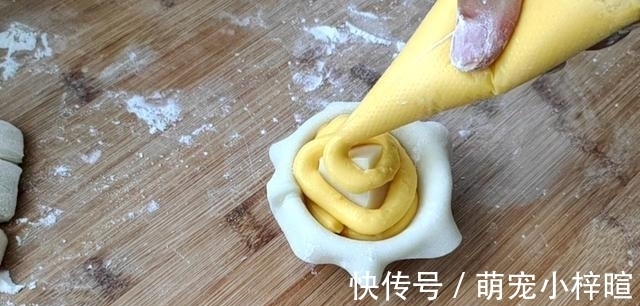 糯米粉|豆浆和糯米粉试试这样做，比雪媚娘还好吃，软糯拉丝放三天也不硬