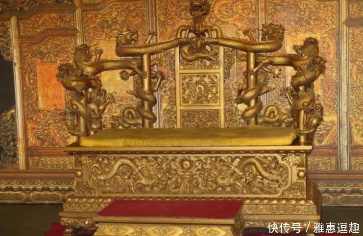 黄金打造|故宫里面的龙椅,到底是用啥材料做的呢?真正的奢华