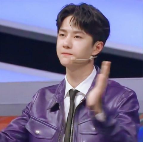 王一博又没拒绝黄子韬，《创造101》后再次被“诓骗”，粉丝：嗑到了