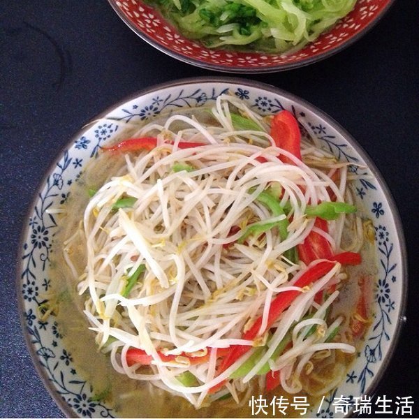 豆芽和此物一起炒,隔三差五做一次,堪称血管垃圾“克星”!