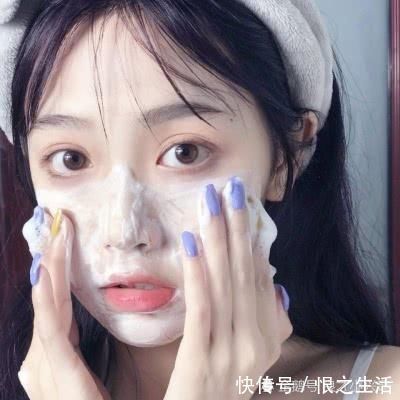 初中|初中女孩子“自毁”颜值的3件事,学姐怪不得你越来越“丑”