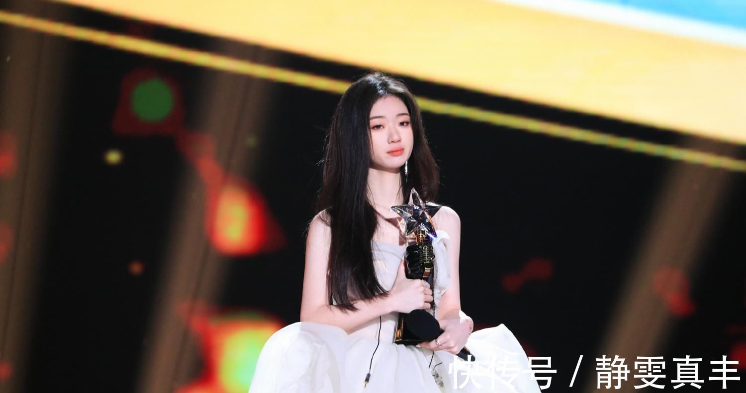 資源|中國好聲音學員資源對比:單依純?nèi)骈_花,有人接商演有人只能曬吃喝