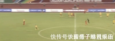 国足|看完越南对阵澳大利亚的比赛,真为国足捏把汗,武磊还是别首发了!