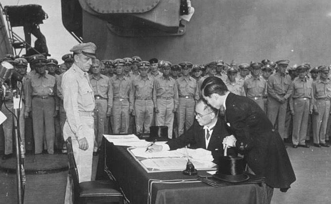 战败|战败后,日本士兵回国为何集体自杀?看看妻子们做了啥就知道了