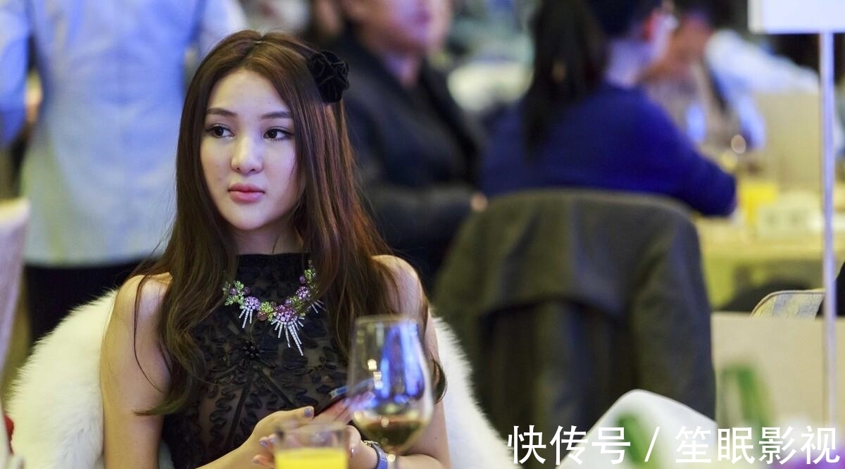 出狱|郭美美刚刚出狱不久，又一次入狱，被判2年6个月，网友：坐牢上瘾