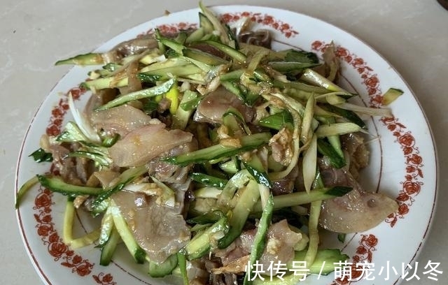 媳妇带孩子回娘家,丈母娘做了一大桌子硬菜,女婿:明天我们还来