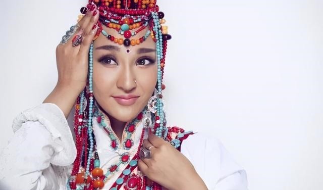 藏族十大美女明星!各个人美歌甜异域性感