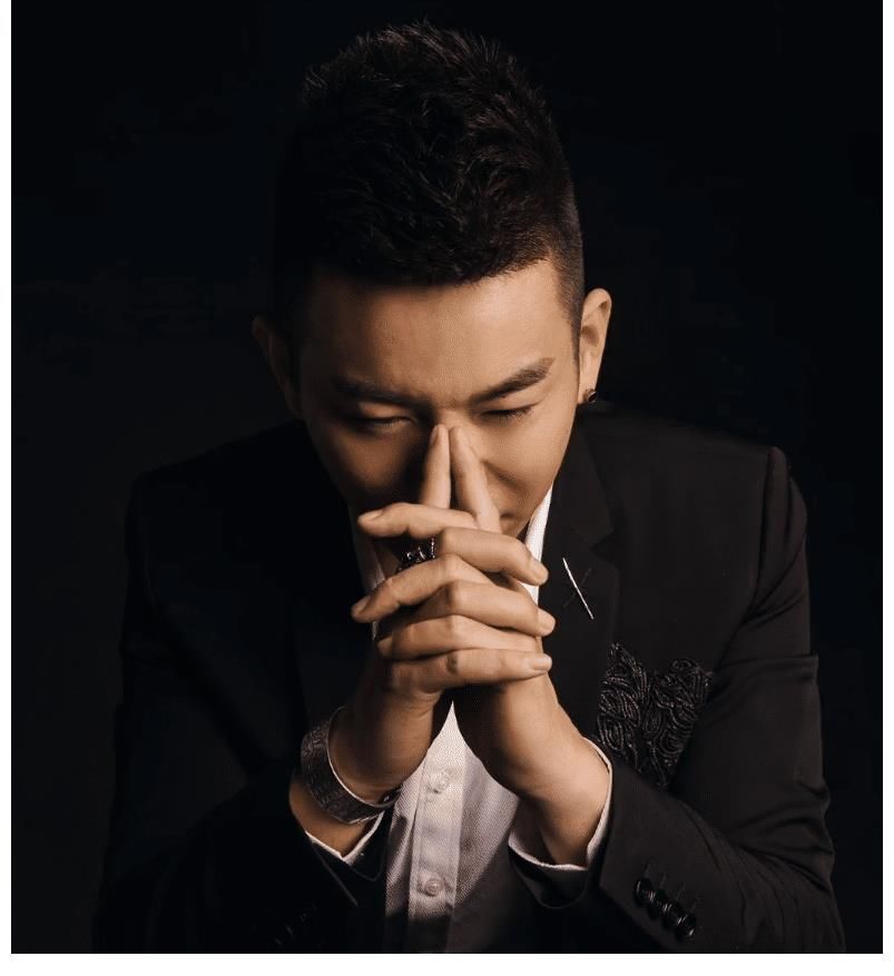 嗓子|舞帝利哥保平安透露病情，在做息肉术前准备，短时间内无法开播