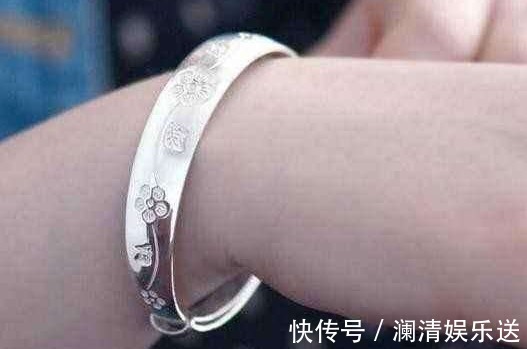 银饰|女人长期戴“银手镯”，最后得到了什么多数人可能不清楚