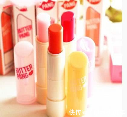 质地|口红色号推荐:这些适合春夏使用的显白口红,让你的皮肤更白嫩